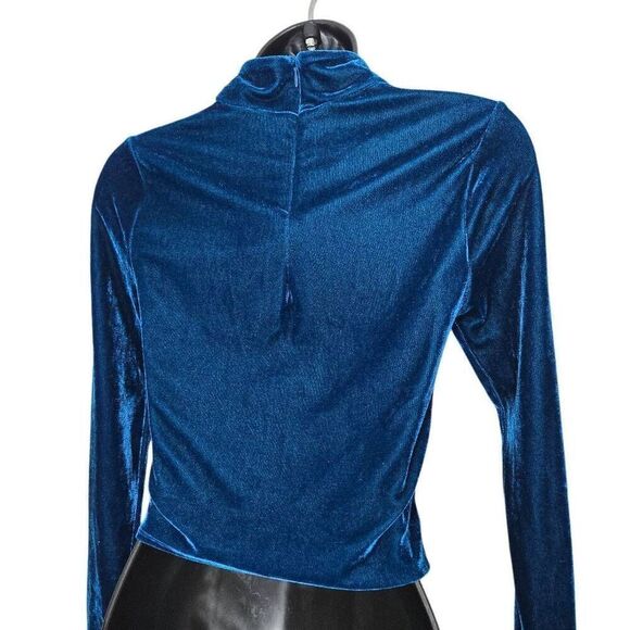 Privacy Please Crop Top Long Sleeve Velour Size Small Summer Cropped - Picture 6 of 8